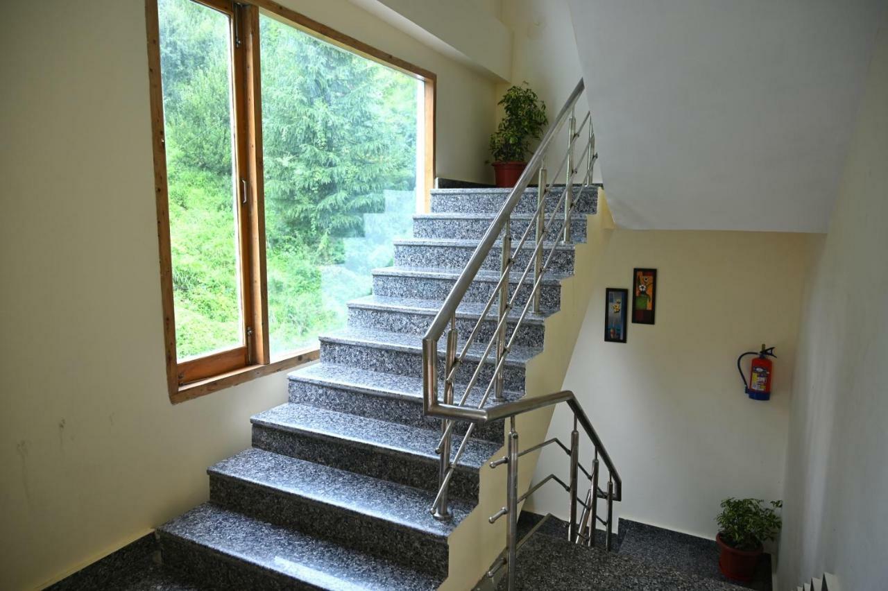 Highq Manali Hotel Eksteriør billede